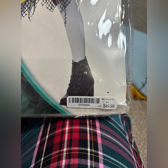 NIB Nightmare Before Christmas Sally Halloween Costume child large 12-14 - Picture 5 of 7